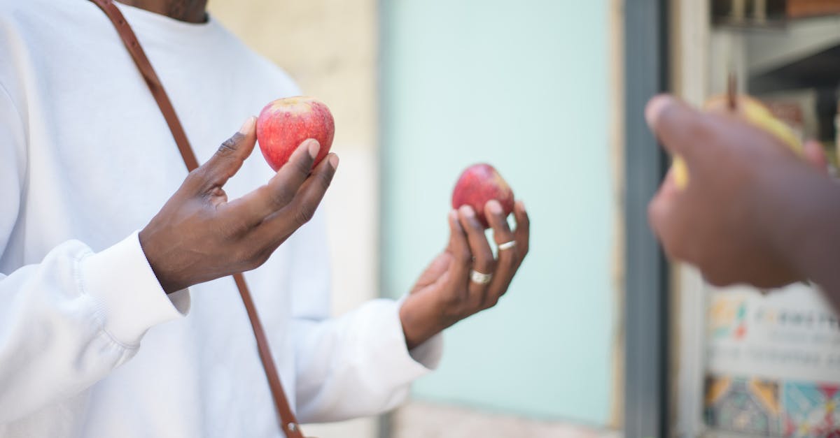 découvrez comment adopter une consommation durable pour réduire votre empreinte écologique. apprenez des astuces pratiques, des choix responsables et des alternatives écologiques pour un mode de vie plus respectueux de l'environnement.