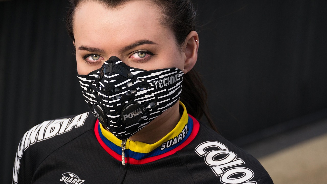 Pollution atmosphérique et empreinte carbone : la fin d’une ère dorée pour le chauffage au bois