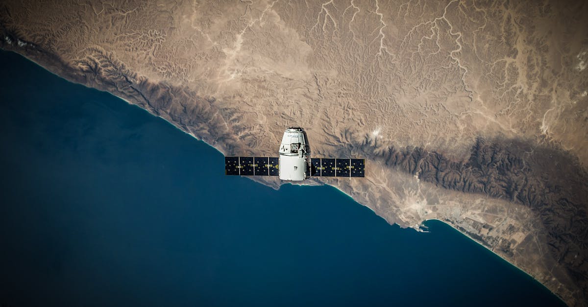 découvrez l'univers fascinant des satellites terrestres, leurs missions essentielles pour la recherche scientifique, la communication et l'observation de notre planète. plongez dans l'évolution technologique qui permet de surveiller et d'interagir avec notre environnement grâce à ces instruments spatiaux.