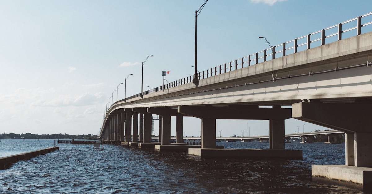 découvrez l'importance des infrastructures dans le développement économique et social. explorez les différents types d'infrastructures, leur impact sur la vie quotidienne et leur rôle essentiel dans la connectivité et la durabilité.