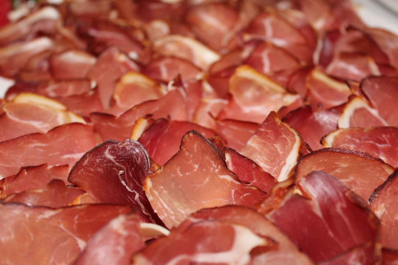 découvrez l'impact de la consommation de viande sur la santé, l'environnement et l'économie. analysez les tendances, les alternatives végétales et les implications éthiques liées à nos choix alimentaires.
