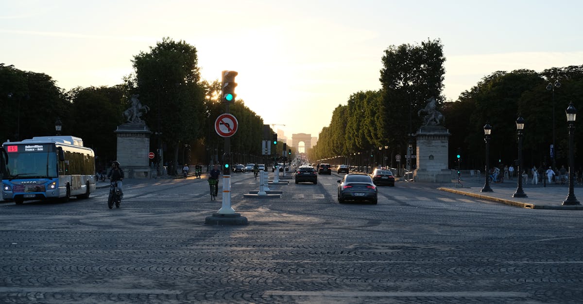 découvrez le paris agreement, un accord international historique visant à lutter contre le changement climatique en réduisant les émissions de gaz à effet de serre et en favorisant le développement durable à l’échelle mondiale.