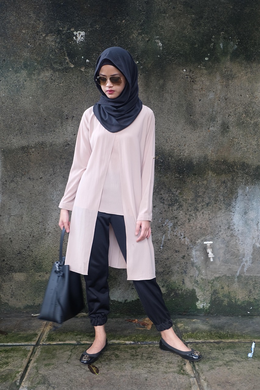 d&eacute;couvrez les tendances actuelles de la fast fashion, alliant style rapide et prix abordables pour renouveler votre garde-robe en un clin d'&oelig;il.